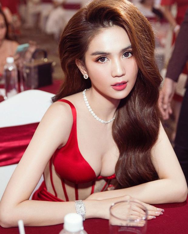 Phong độ tóc tai của Ngọc Trinh dạo này chênh vênh thế, sương sương 3 lần sai sai rồi-5