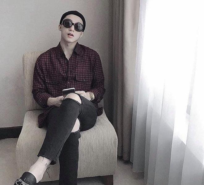 Hải Tú lộ áo mũ trong phòng Sơn Tùng, đứng nơi Thiều Bảo Trâm từng check-in?-3