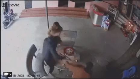 Vụ người đàn ông khuyết tật bị đánh tử vong bằng điếu cày: Khởi tố vụ án, tạm giữ hình sự 1 nghi phạm-1