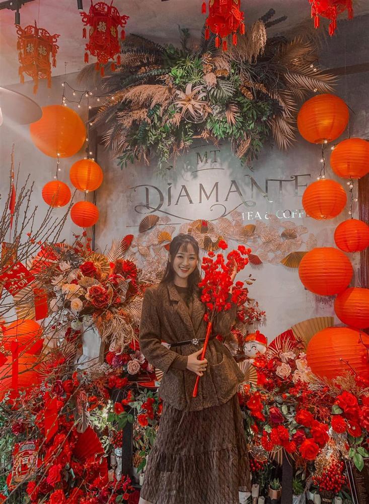 U mê sắc đỏ trước 4 quán cafe decor Tết, tha hồ check-in rực rỡ ở Hà Nội-1