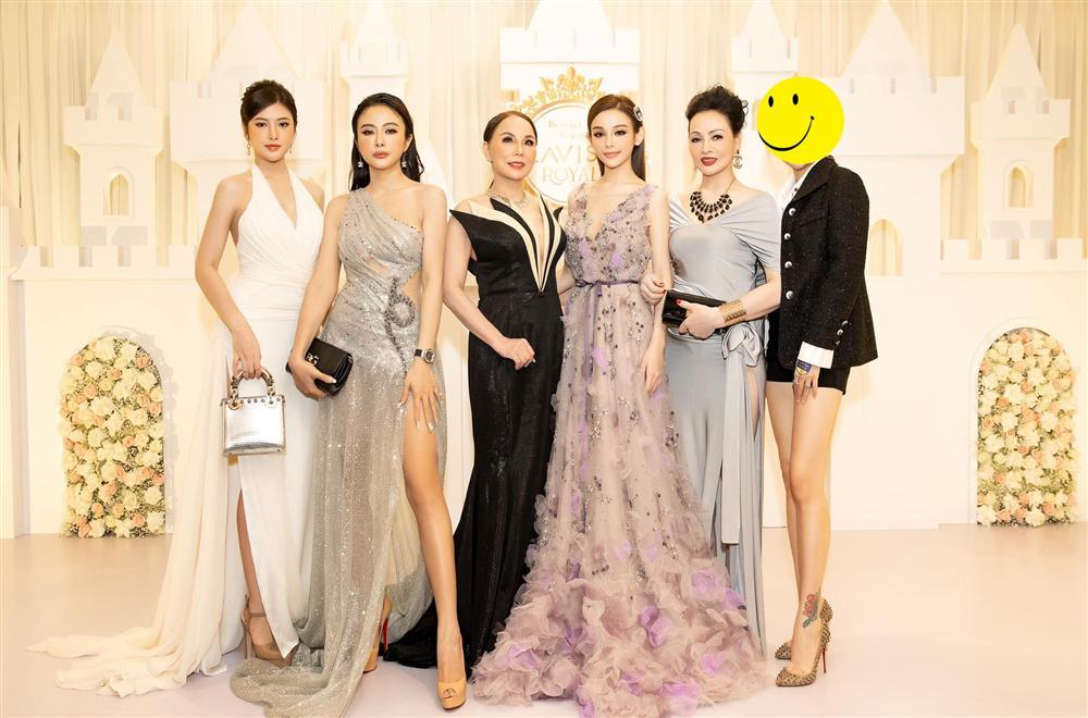 Hé lộ mối quan hệ thông gia nhà Huyền Baby với doanh nhân Quang Huy-8