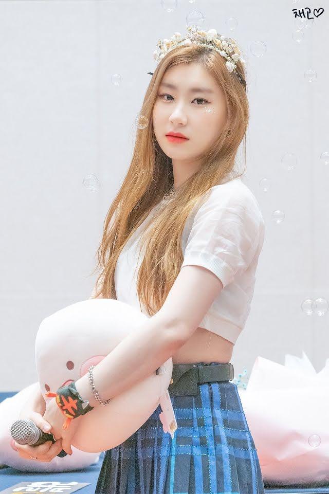 Những câu chuyện đau thương của idols từ thời chưa quen mặt biết tên-5