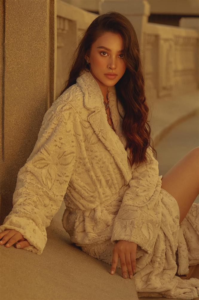 Xuất hiện bên hoa hậu Tiểu Vy, nhan sắc diva Thanh Lam gây chú ý-7