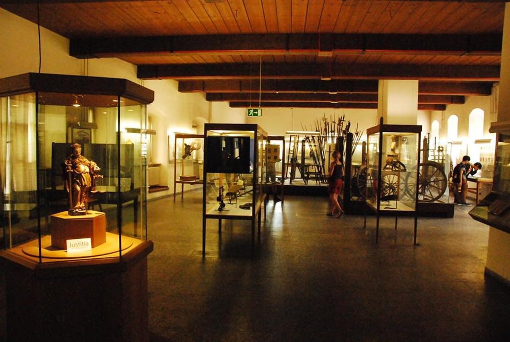 Những bảo tàng đáng sợ nhất hành tinh-8