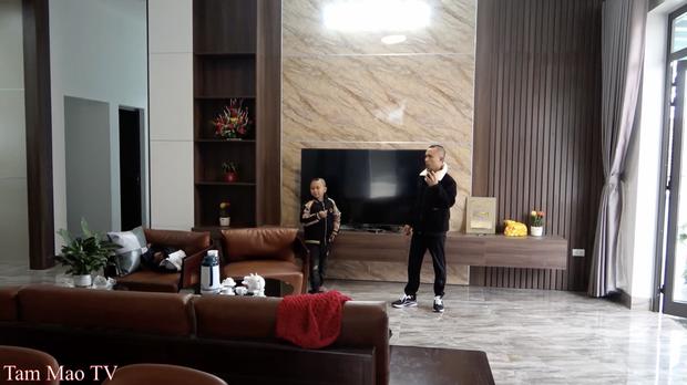 Lộ diện nhân vật quyền lực đứng sau các clip triệu view của anh em Tam Mao-3