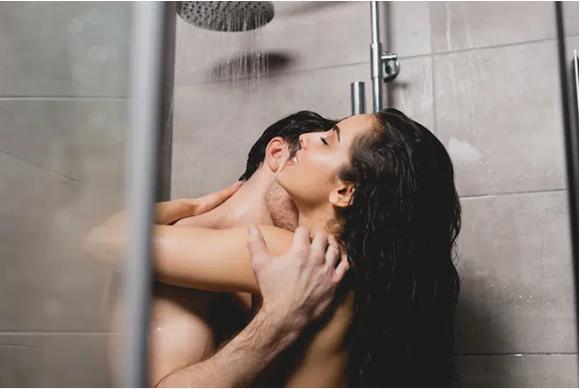 Gái hư tiết lộ chuyện ấy không thể tuyệt hơn khi thực hiện ở nơi chẳng thể ngờ-2