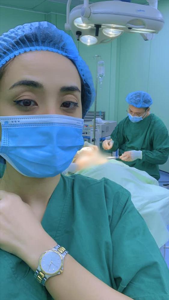 Tình chuyển giới của Miko Lan Trinh lần đầu khoe ngực mới phẫu thuật-4