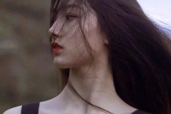 Ly hôn 7 năm ghé thăm mẹ vợ cũ, tôi hóa đá trước bí mật trong cuốn sổ hộ khẩu-3