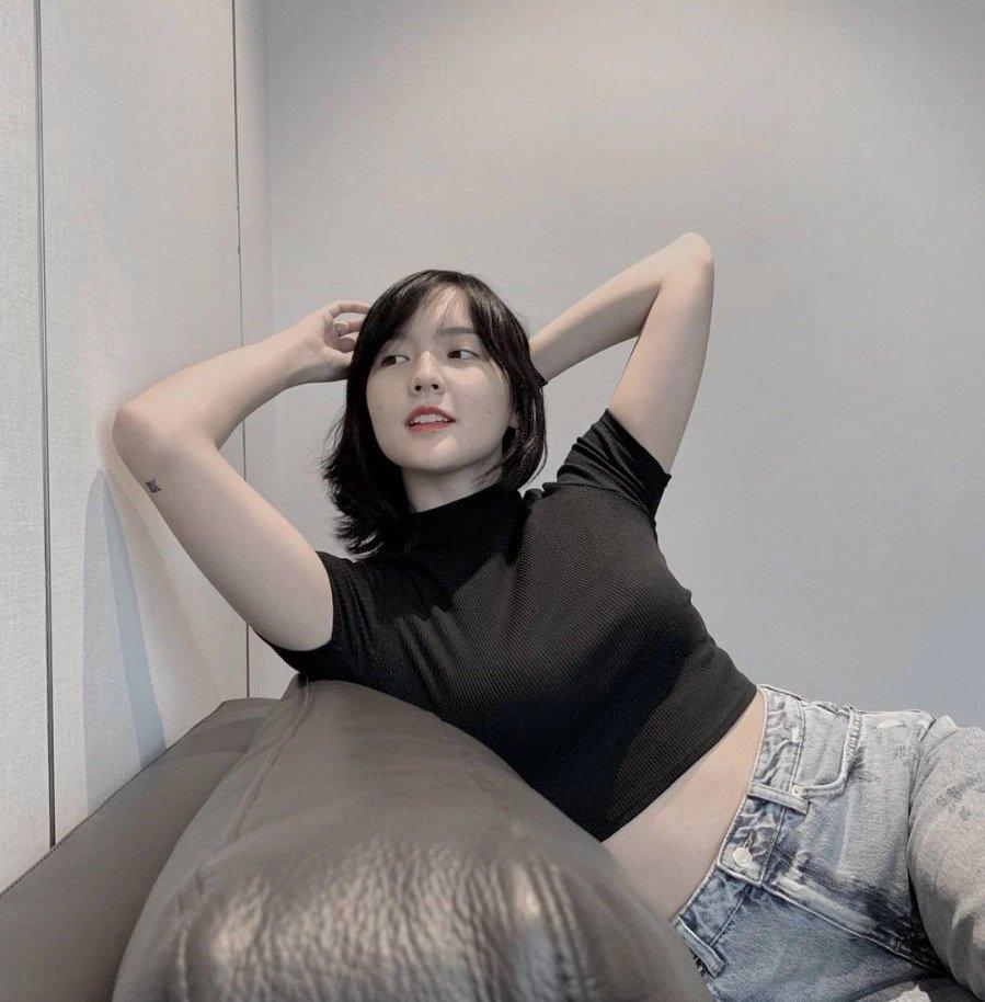 So kè gu thời trang tình cũ - tình mới Sơn Tùng: Hải Tú an toàn, Thiều Bảo Trâm chất chơi-3