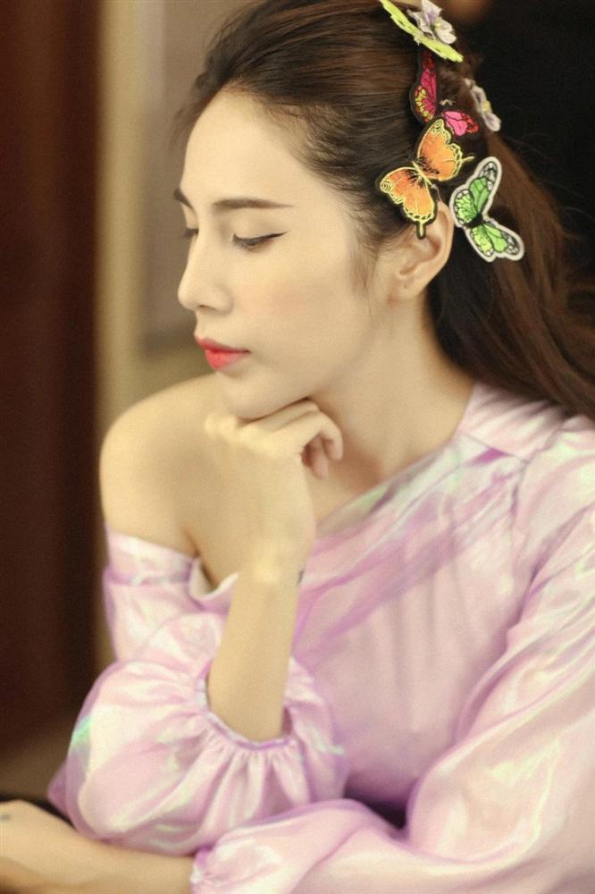 Thủy Tiên khoe khéo chi tiết cực phẩm trên khuôn mặt ai cũng xuýt xoa-4