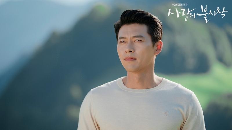 Hyun Bin gây ấn tượng tại APan Stars Awards, nhắc tới Son Ye Jin ngọt xỉu-2