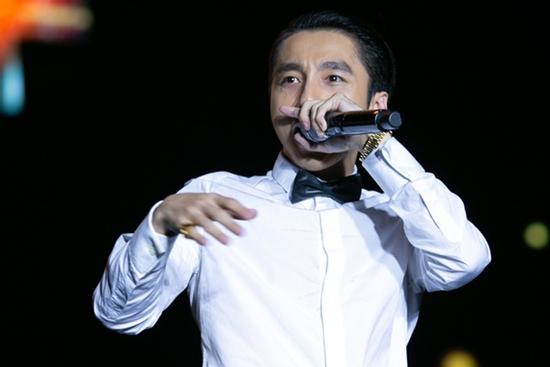 Cộng đồng Sky hát Như Ngày Hôm Qua động viên Sơn Tùng M-TP, phản ứng của 'khổ chủ' gây chú ý