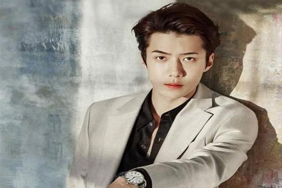 Không ai nghĩ Oh Sehun (EXO) sẽ có phản ứng thế này sau khi xem '30 chưa phải là hết'!