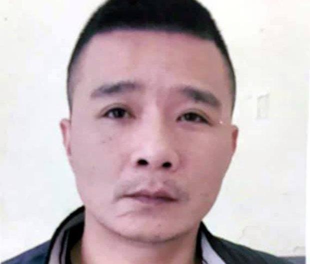 Nghịch tử dọa cho nổ bình gas trên tầng 2, đòi bố chi 700 triệu trả nợ-1