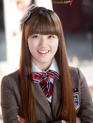 Nhan sắc không mấy thay đổi sau 11 năm của Suzy-7