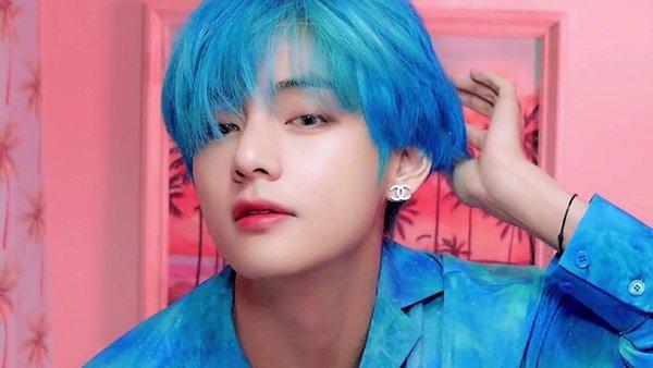 Chuyện khôi hài đằng sau tình sử của mỹ nam V BTS-1