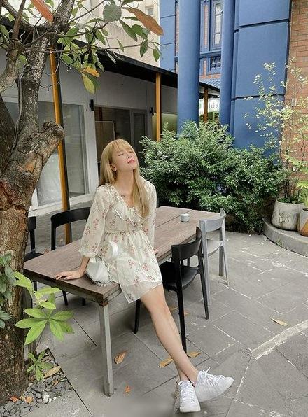 Thiều Bảo Trâm vừa tái xuất đã đụng hàng ngay Jisoo, Jennie BLACKPINK-3