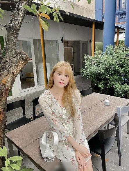 Thiều Bảo Trâm vừa tái xuất đã đụng hàng ngay Jisoo, Jennie BLACKPINK-2