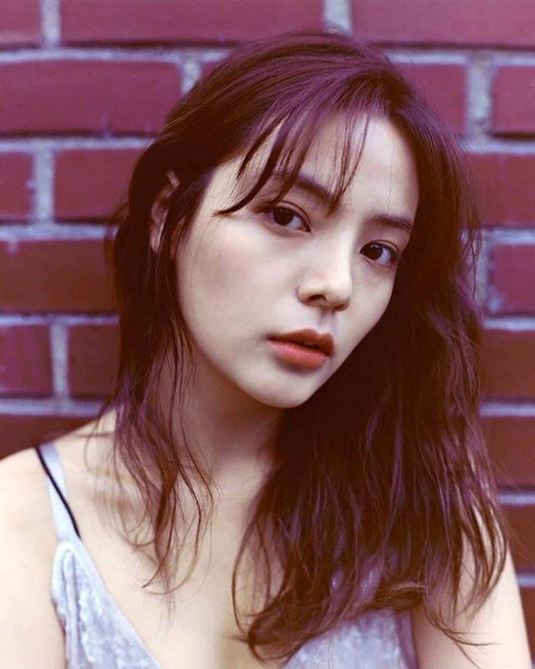 Đào mộ MV Song Yoo Jung từng đóng nữ chính trước khi tự tử ở tuổi 26-1
