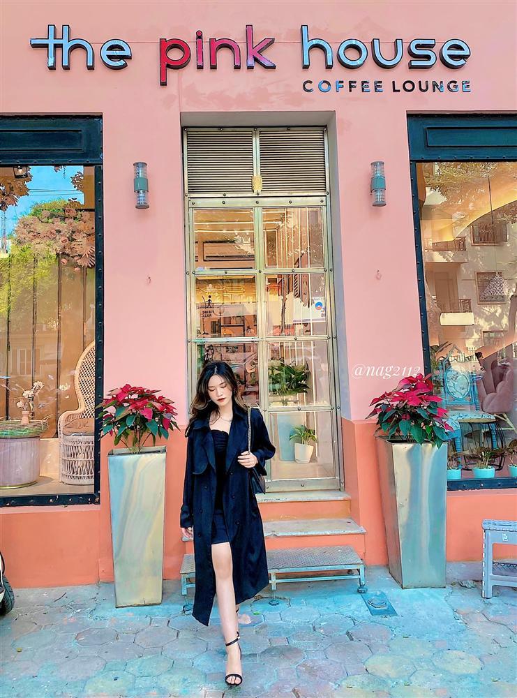 Đầu xuân ngọt ngào với 3 quán cafe tone hồng đốn tim hội bánh bèo ở Hà Nội-2