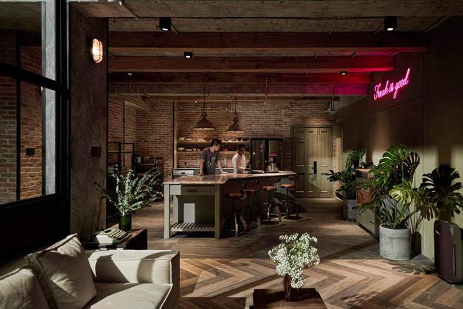 Nữ hoàng hội chợ ở penthouse 300m2 tiết lộ thân phận thực sự của ông xã-4