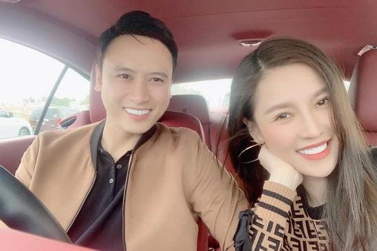 Quế Vân: 'Tôi dễ nổi điên khi mang thai'