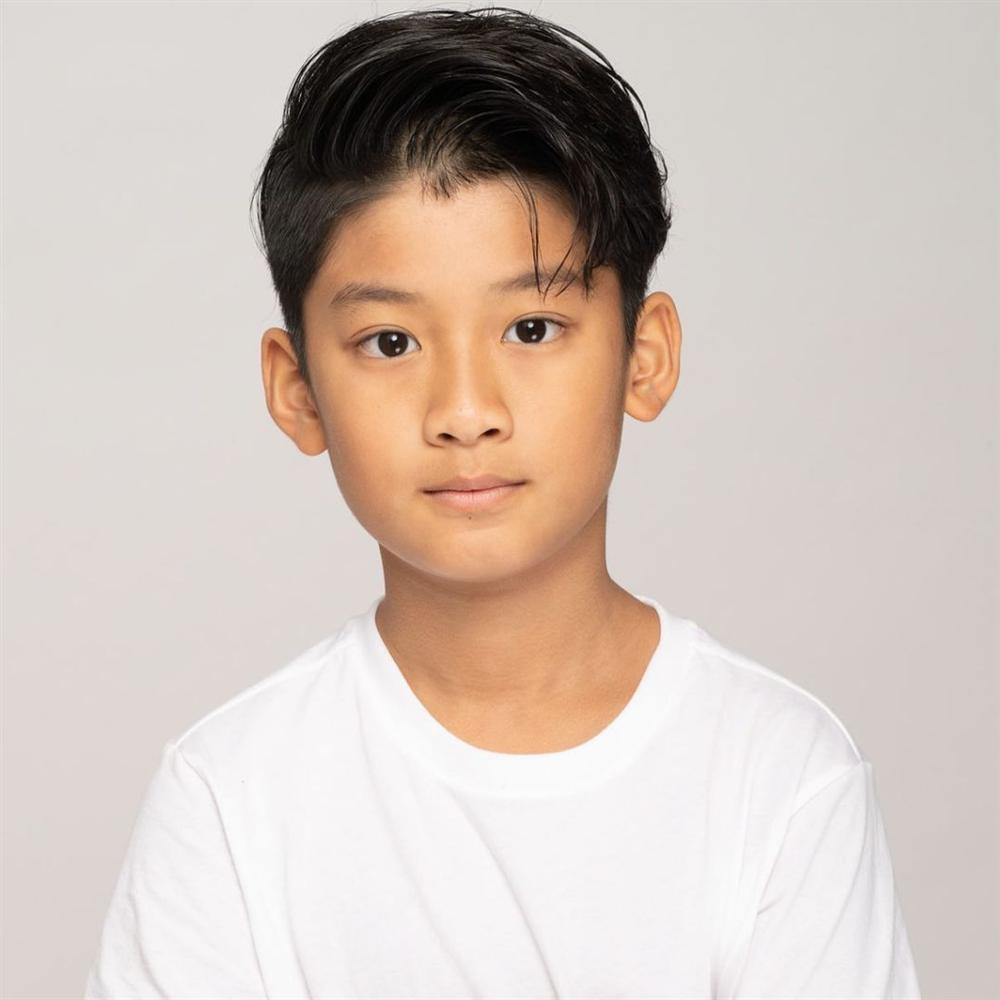 Chồng cũ Lệ Quyên tự phong con trai là Cổ Thiên Lạc Việt Nam-1