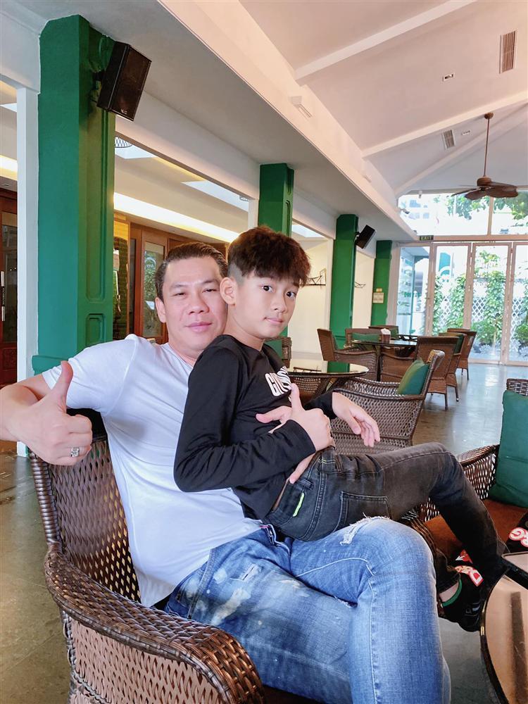 Chồng cũ Lệ Quyên tự phong con trai là Cổ Thiên Lạc Việt Nam-3