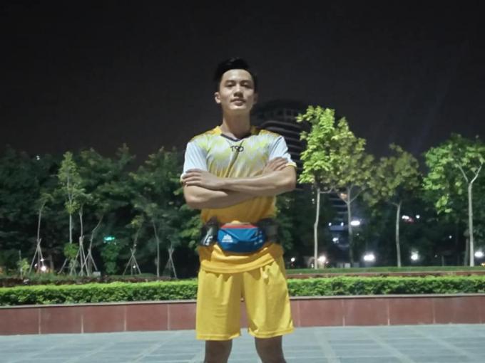 Thầy đồ trẻ đẹp không góc chết khiến hội chị em đua nhau tìm info-5