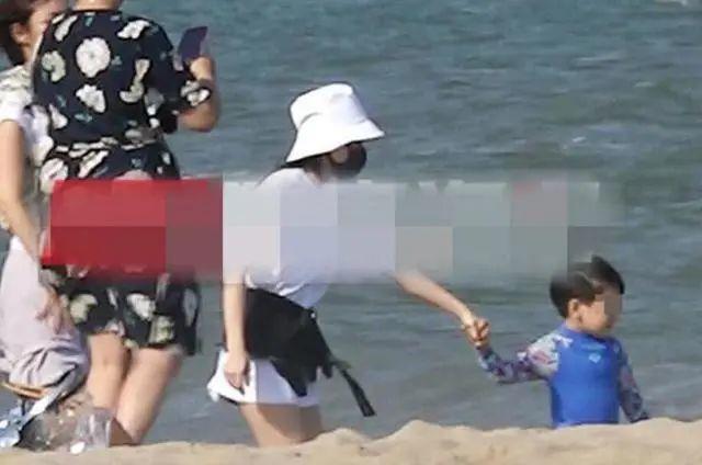 Mỹ nhân Hoan Lạc Tụng: đi lên nhờ có đại gia chống lưng, bí mật lấy chồng sinh con-6