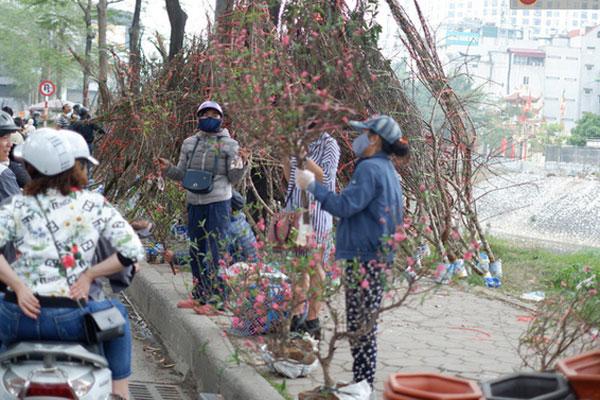 Hà Nội 18 độ C, mấy ngày Tết có thể sẽ rét hơn hôm nay một chút-1