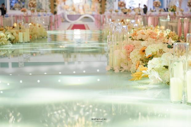 Đám cưới cổ tích ở Bắc Ninh: Riêng tiền thiết kế 30 tỷ, 300 xế xịn đỗ kín đường-9