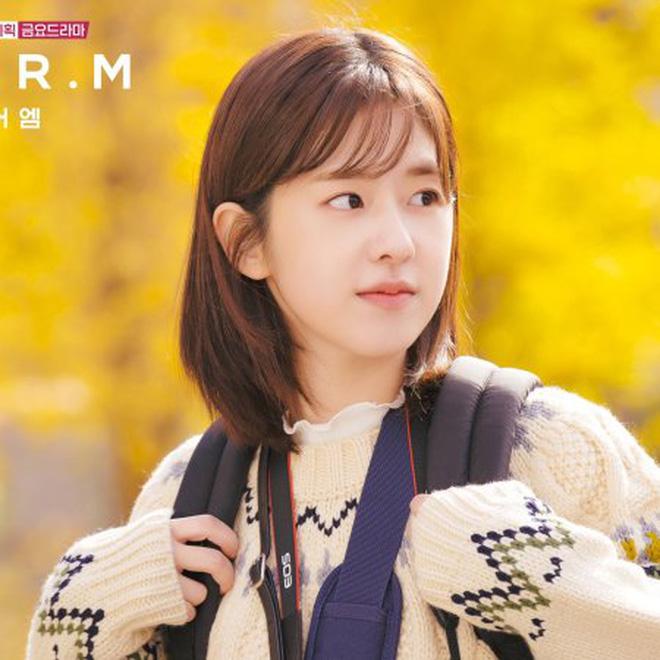 Hé lộ tạo hình vai diễn đầu tay của Jaehyun NCT trong phim sắp lên sóng-4