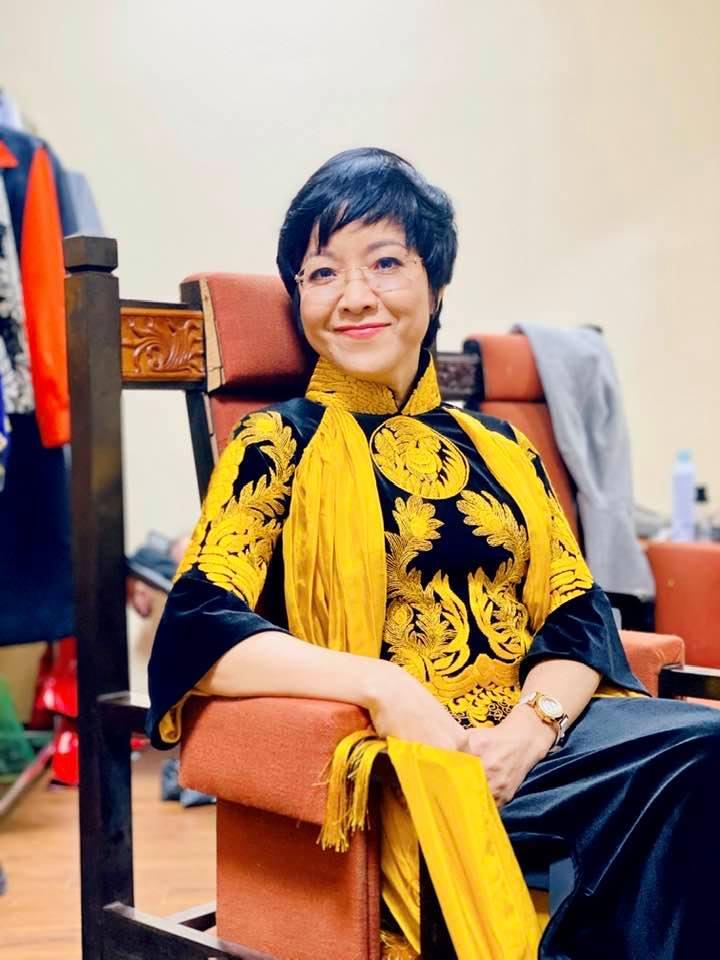 MC Thảo Vân gặp sự cố hy hữu trong ngày ghi hình Táo Quân 2021-1