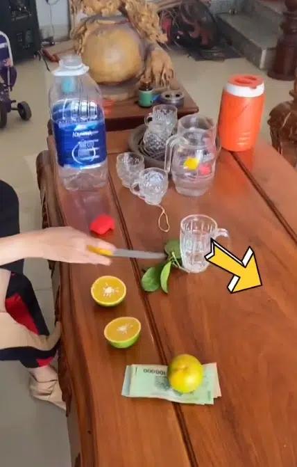 Thách đố vợ quả cam có mấy múi, anh chồng nhận cái kết bẽ bàng-4