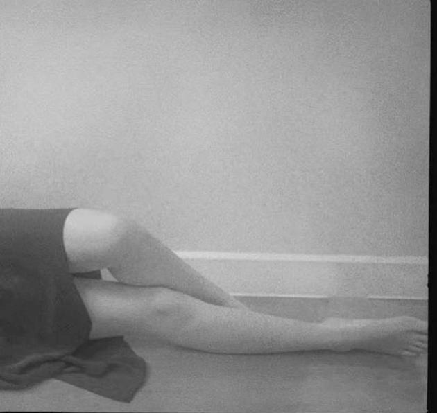 Con gái Vương Phi - Lý Á Bằng chăm khoe dáng-2