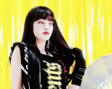 Điểm mặt 6 Idols thuộc 2004line có visual ấn tượng khiến netizens chao đảo-2