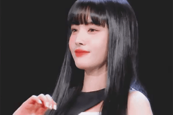 Điểm mặt 6 Idols thuộc 2004line có visual ấn tượng khiến netizens chao đảo