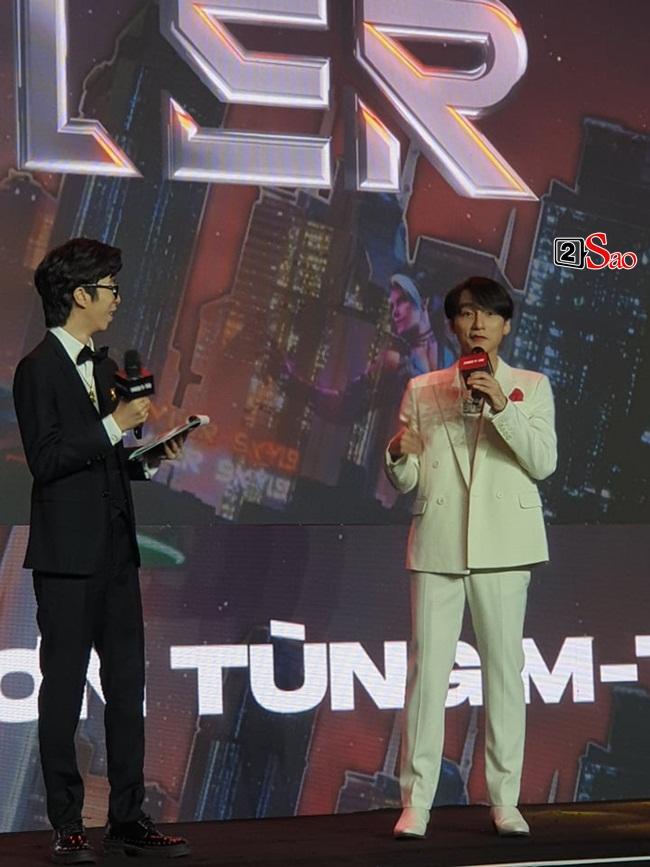 Sơn Tùng xuất hiện hốc hác, mặt nhọn hoắt, không một lời đả động Thiều Bảo Trâm-12