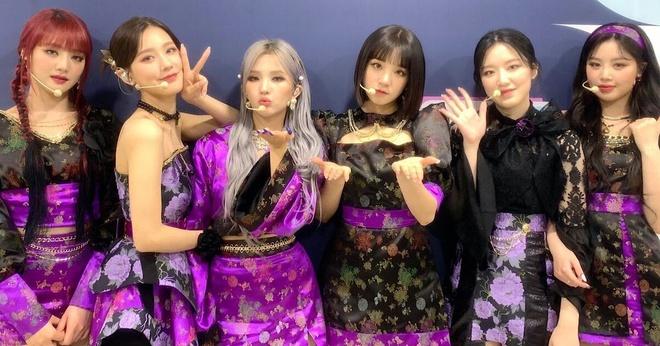 Nhóm nhạc Hàn Quốc bị chỉ trích vì không mặc hanbok-2