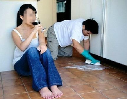 Bị vợ đè đầu cưỡi cổ, chồng nhờ luật sư tư vấn lại nhận về câu trả lời không thể đắng hơn-2