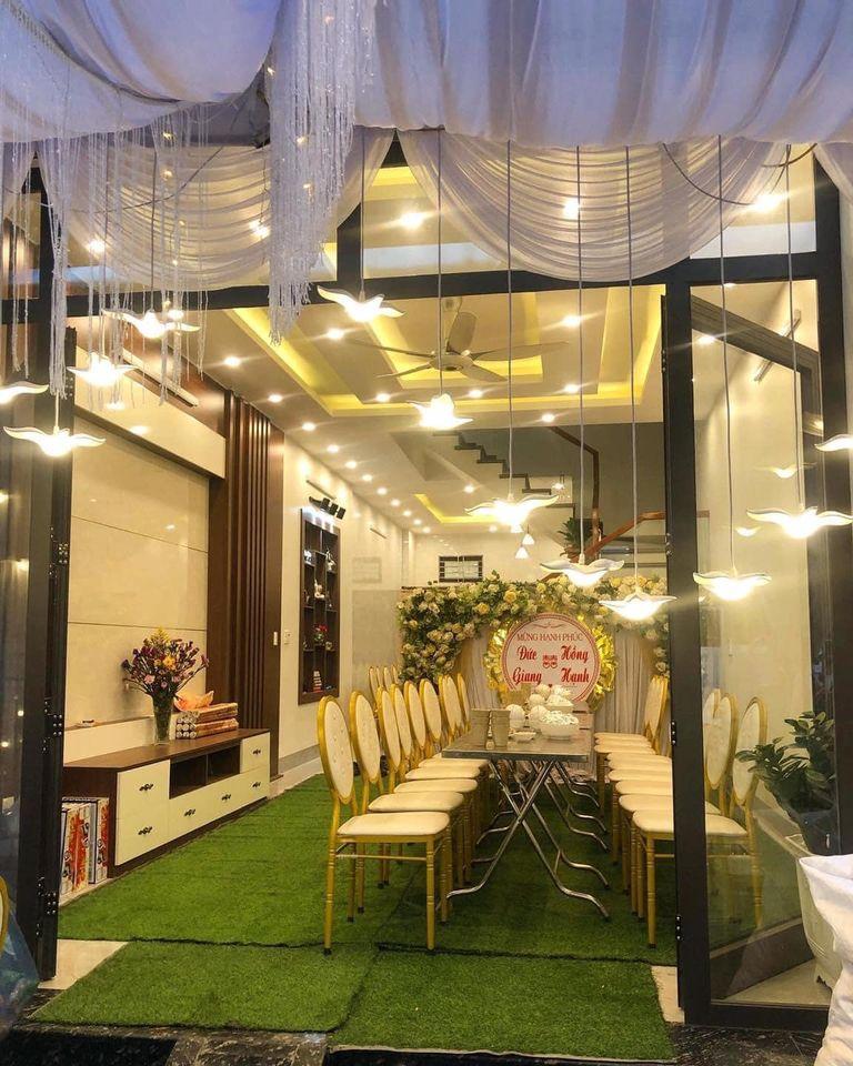 Dở khóc dở cười phút 89, cô dâu chú rể phải hoãn cưới để chạy Cô vy-1