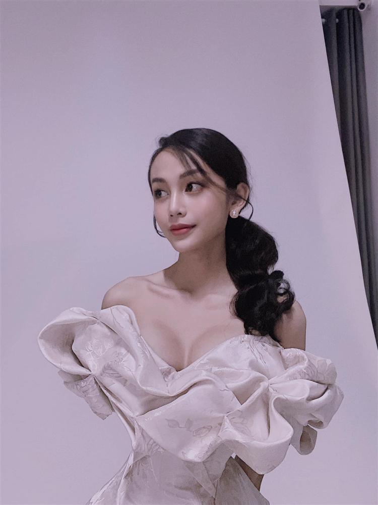 Trưởng đoàn lô tô mỉa mai Á hậu Chuyển giới Lương Mỹ Kỳ-6