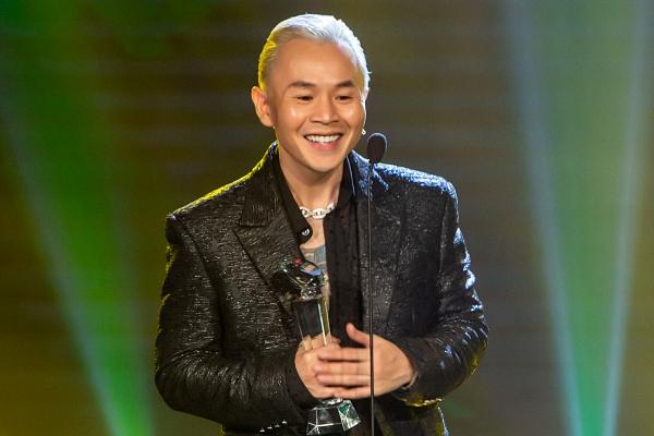 Binz nhá hàng sản phẩm âm nhạc mới, sẽ kết hợp cùng Touliver và một cậu học trò cưng tại Rap Việt?-4