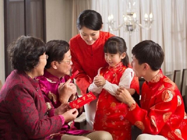 Lì xì cháu chồng 1 triệu không được mừng lại, vợ nói ra bị mắng là sống chi li-2