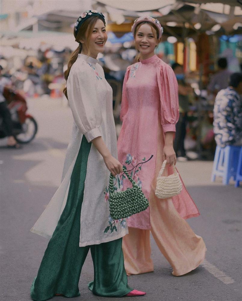 Học lỏm chị chị em em Vbiz chiêu diện áo dài ton-sur-ton-3