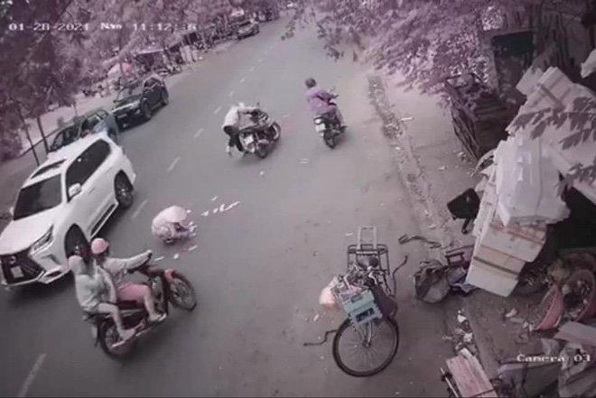 Đánh rơi 30 triệu đồng, chủ nhân quay lại mếu máo nhìn hiện trường-1