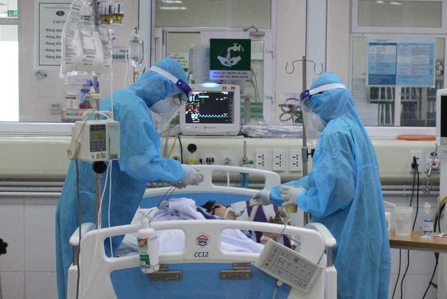 Sức khỏe bệnh nhân Covid-19 ở Quảng Ninh: Tổn thương phổi nặng, suy hô hấp-2