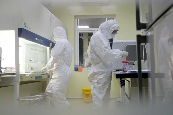 Soán ngôi Ngọc Trinh coi show hàng hiệu, rẻ tiền nhưng thần thái đỉnh cao-2