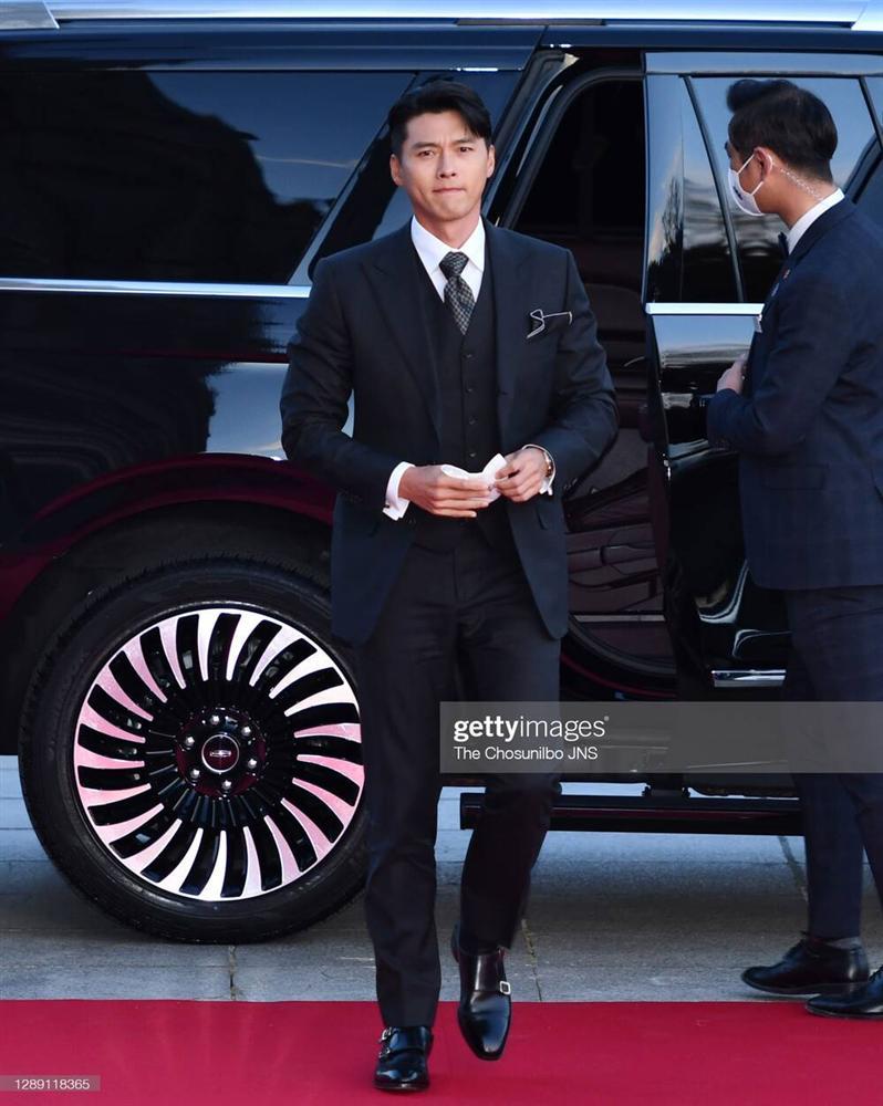 Cận cảnh xe hơi Hyun Bin đưa đón Son Ye Jin đi hẹn hò: Giá lên tới 9 tỷ đồng!-5